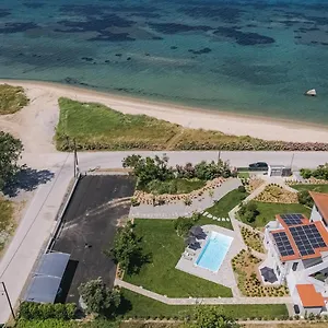 Aparthotel Electra Beachfront Suites,, Nea Iraklia