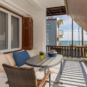 Ferienhaus Chalkidiki Beachfront, Nea Iraklia